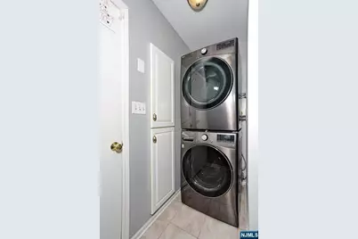 14 Birdseye Circle, Wayne, NJ 07470 - Photo 35