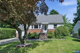 161 Brookdale St, Maywood, NJ 07607 - Photo 3