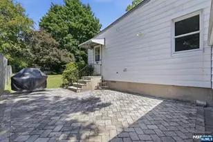 161 Brookdale St, Maywood, NJ 07607 - Photo 33