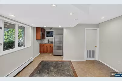 280 Ash Street, Englewood Cliffs, NJ 07632 - Photo 37