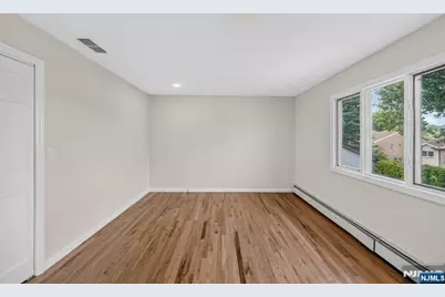 280 Ash Street, Englewood Cliffs, NJ 07632 - Photo 29