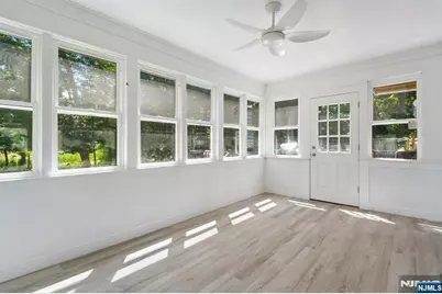 72 Sparrowbush Road, Upper Saddle River, NJ 07458 - Photo 17