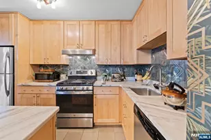 6040 Blvd East Ma, West New York, NJ 07093 - Photo 13