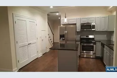 46 Blauvelt Place, Hackensack, NJ 07601 - Photo 5