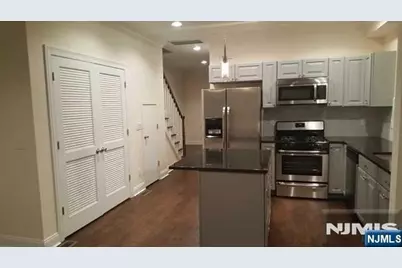 46 Blauvelt Place, Hackensack, NJ 07601 - Photo 5