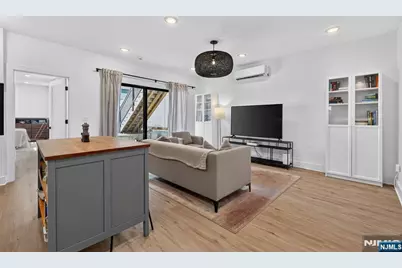 56 Reservoir Avenue 1 #1, Jersey City, NJ 07307 - Photo 7