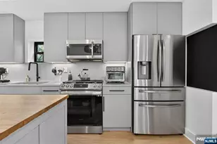 56 Reservoir Ave 1, Jersey City, NJ 07307 - Photo 5