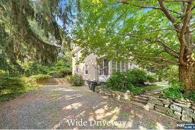332 Harold Avenue, Leonia, NJ 07605 - Photo 27