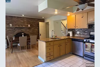 449 Lawrence Street, Maywood, NJ 07607 - Photo 5