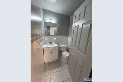 408A Catherine Street, Fort Lee, NJ 07024 - Photo 15