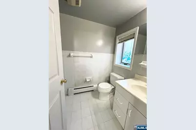 408A Catherine Street, Fort Lee, NJ 07024 - Photo 13