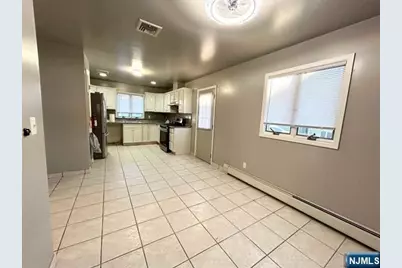 408A Catherine Street, Fort Lee, NJ 07024 - Photo 5