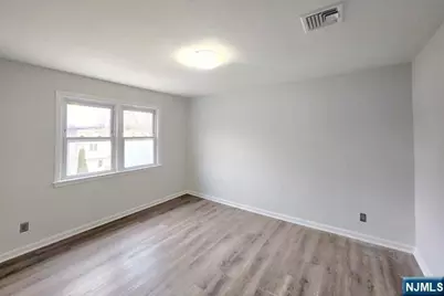 815 Fairview Lane 2nd Fl #2nd FL, Fort Lee, NJ 07024 - Photo 5