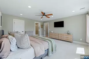 266 Wayne Ave, River Edge, NJ 07661 - Photo 19