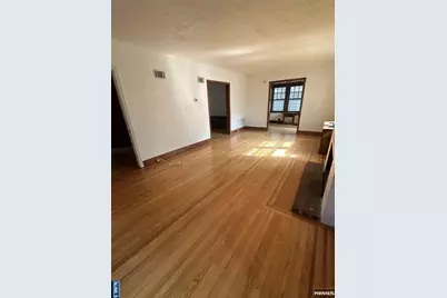 325 Bogert Avenue, Ridgewood, NJ 07450 - Photo 21