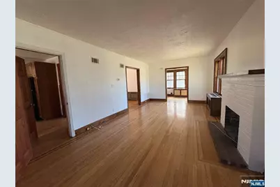 325 Bogert Avenue, Ridgewood, NJ 07450 - Photo 9