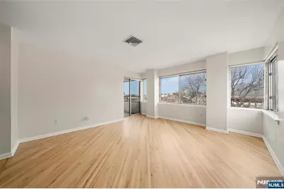 364 Palisade Avenue 5B #5B, Cliffside Park, NJ 07010 - Photo 13
