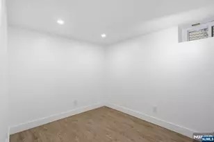 284 2nd Ave, Newark, NJ 07107 - Photo 35
