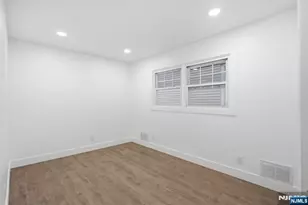 284 2nd Ave, Newark, NJ 07107 - Photo 9