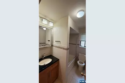 121 Grove Street 3 #3, Clifton, NJ 07013 - Photo 9