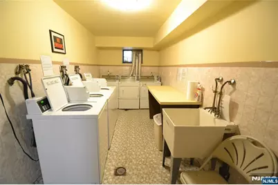 121 Grove Street 3 #3, Clifton, NJ 07013 - Photo 11