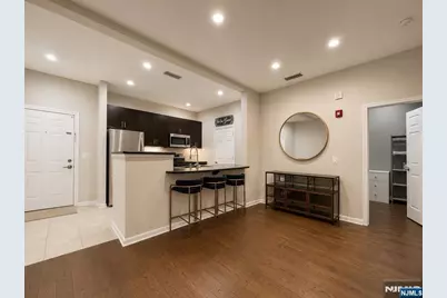 1123 Riverview Avenue 123 #123, Englewood, NJ 07631 - Photo 3