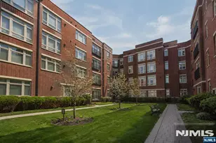 1123 Riverview Ave 123, Englewood, NJ 07631 - Photo 23