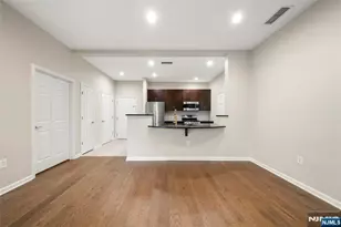 1123 Riverview Ave 123, Englewood, NJ 07631 - Photo 5