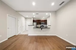 1123 Riverview Ave 123, Englewood, NJ 07631 - Photo 5