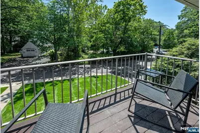 15 Cottage Unit 15-1B #Unit 15-1B, Midland Park, NJ 07432 - Photo 17
