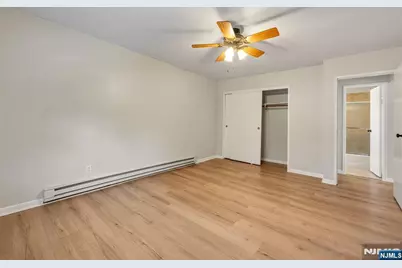 15 Cottage Unit 15-1B #Unit 15-1B, Midland Park, NJ 07432 - Photo 13