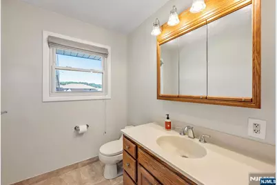 15 Cottage Unit 15-1B #Unit 15-1B, Midland Park, NJ 07432 - Photo 15
