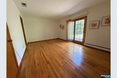 2465 2nd Street 1 #1, Fort Lee, NJ 07024 - Photo 7