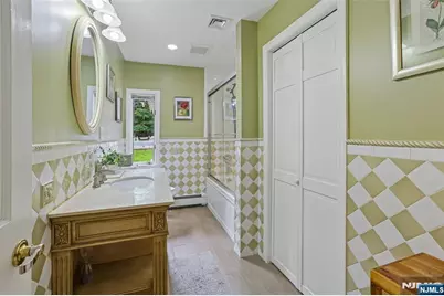 68 Lake Street, Upper Saddle River, NJ 07458 - Photo 23