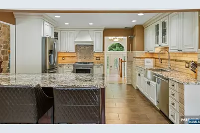 68 Lake Street, Upper Saddle River, NJ 07458 - Photo 15