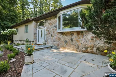 68 Lake Street, Upper Saddle River, NJ 07458 - Photo 3