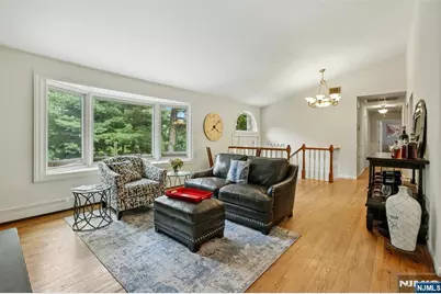 68 Lake Street, Upper Saddle River, NJ 07458 - Photo 9