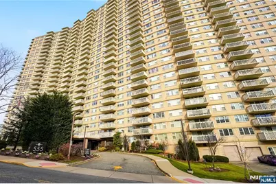 555 North Avenue 17P #17P, Fort Lee, NJ 07024 - Photo 1