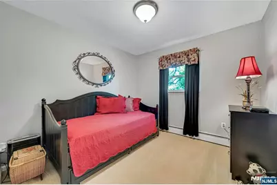 9 Fairway Avenue, Emerson, NJ 07630 - Photo 13