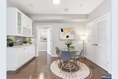 302 Palisade Avenue 404 #404, Jersey City, NJ 07307 - Photo 9