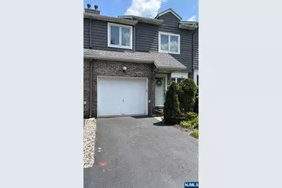 7-22 Cross Meadows 22 #22, Fair Lawn, NJ 07410 - Photo 1