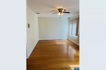 7-22 Cross Meadows, Fair Lawn, NJ 07410 - Photo 7