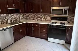7-22 Cross Meadows 22, Fair Lawn, NJ 07410 - Photo 5