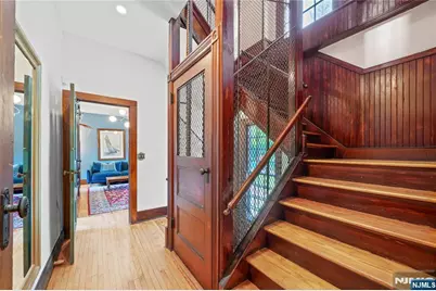 30 Mountain Avenue, Montclair, NJ 07042 - Photo 31