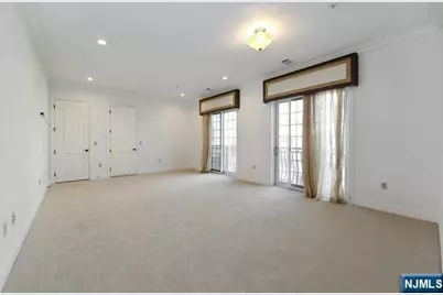 2315 The Plaza 2315 #2315, Tenafly, NJ 07670 - Photo 3