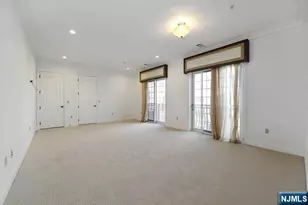 2315 The Plaza 2315, Tenafly, NJ 07670 - Photo 3