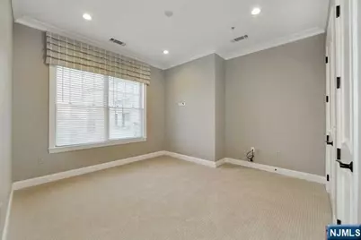 2315 The Plaza 2315 #2315, Tenafly, NJ 07670 - Photo 9