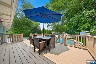 364 Piermont Avenue, Hillsdale, NJ 07642 - Photo 25