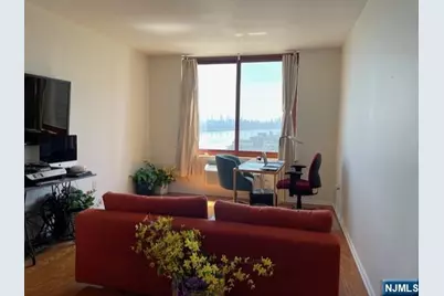 100 Old Palisade Road 2710 #2710, Fort Lee, NJ 07024 - Photo 11