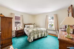 81 W Gouverneur Ave, Rutherford, NJ 07070 - Photo 15
